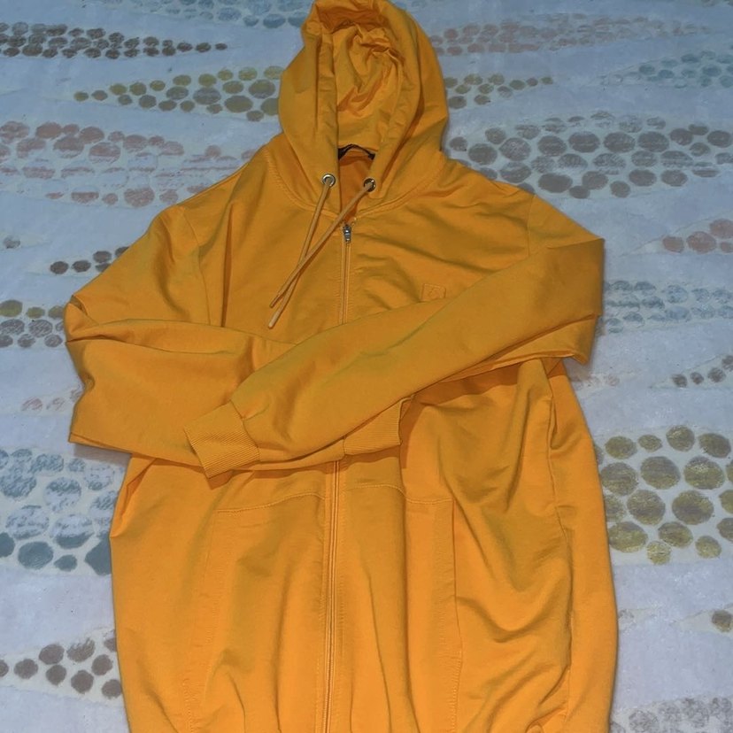 Sarı Kapüşonlu Fermuarlı Unisex Galatasaray Armalı Hırka - Görsel 2