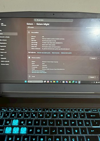 MSİ OYUN BİLGİSAYARI aTurkuaz ışıklı klavyeli dizüstü bilgisayar - Görsel 5
