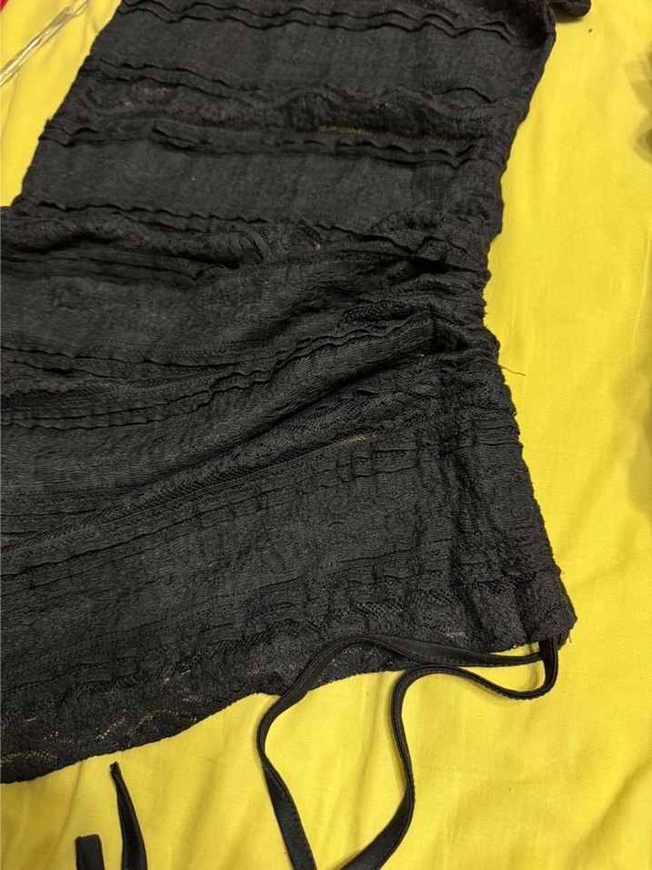 Dantel detaylı transparan elbise - Görsel 2