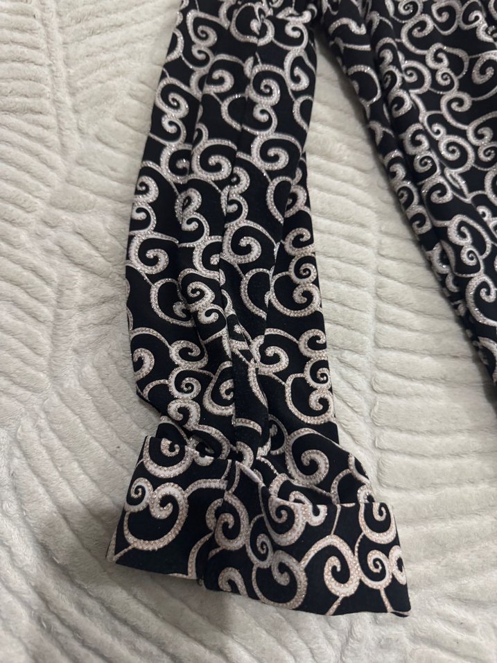 Uzun Kollu Siyah Desenli Kadın Sabahlık - Görsel 4