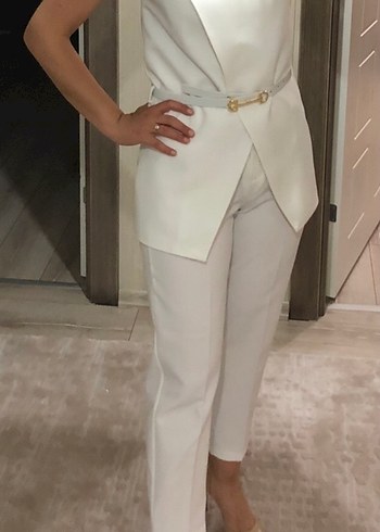Beyaz Kemerli Kadın Midi Takım Elbise - Görsel 4