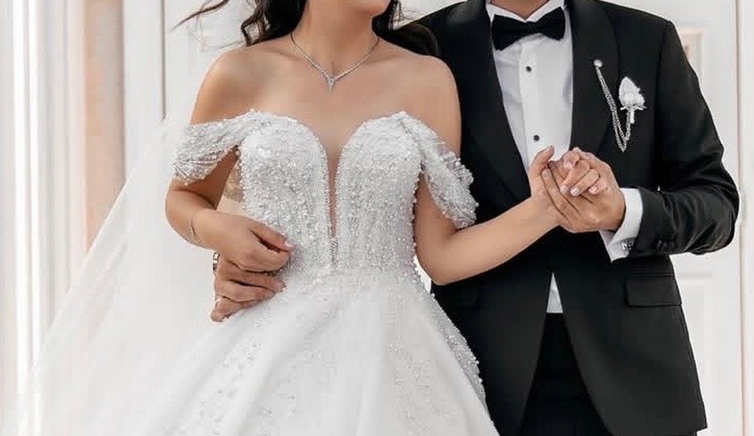 Beyaz A Kesim Modern Klasik Gelinlik - Görsel 3