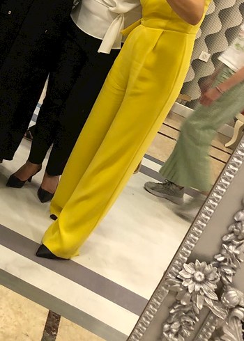 Sarı Midi Askılı Kemerli Kadın Tulum - Görsel 4