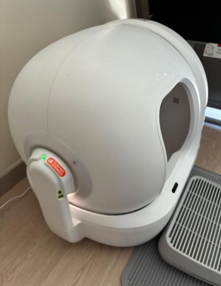 Beyaz Otomatik Kedi Tuvaleti ve Taşıma Kabı - Görsel 2