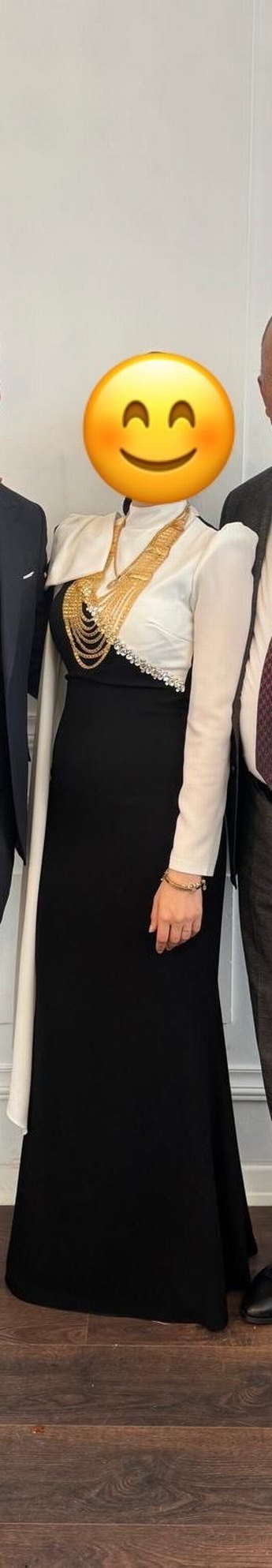 Uzun Beyaz Etnik Desenli Kadın Mezuniyet Elbisesi - Görsel 4