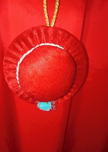 İğnelik Kırmızı Kadın Şapka Tasarım - Görsel 3