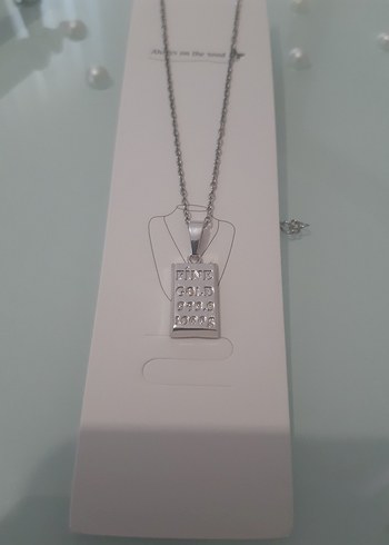 Gri Zincir Detaylı Altın Renkli Kadın Kolye - Görsel 2