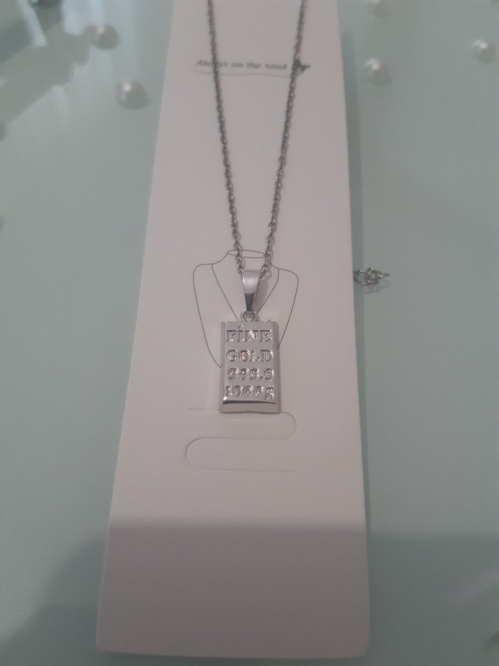 Gri Zincir Detaylı Altın Renkli Kadın Kolye - Görsel 2