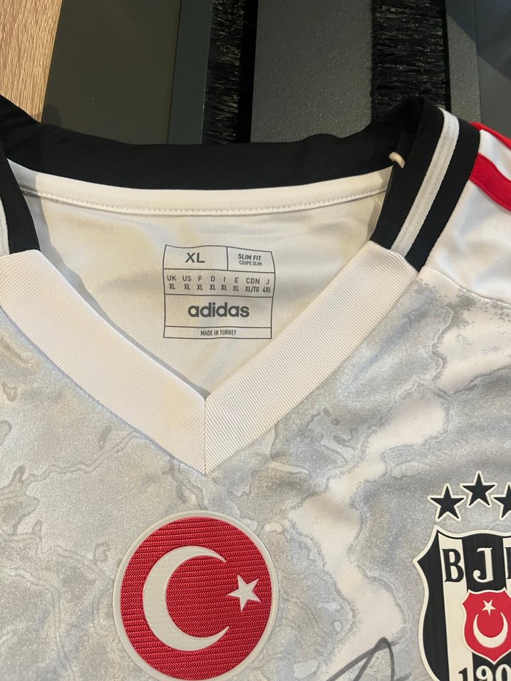 Beyaz Beko İmzalı Erkek Kısa Kollu Forma - Görsel 2