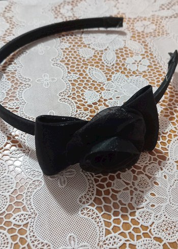 Siyah Gotik Kurdeleli Taç - Görsel 4