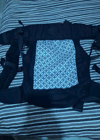 Siyah Bebek Taşıyıcı - Görsel 2