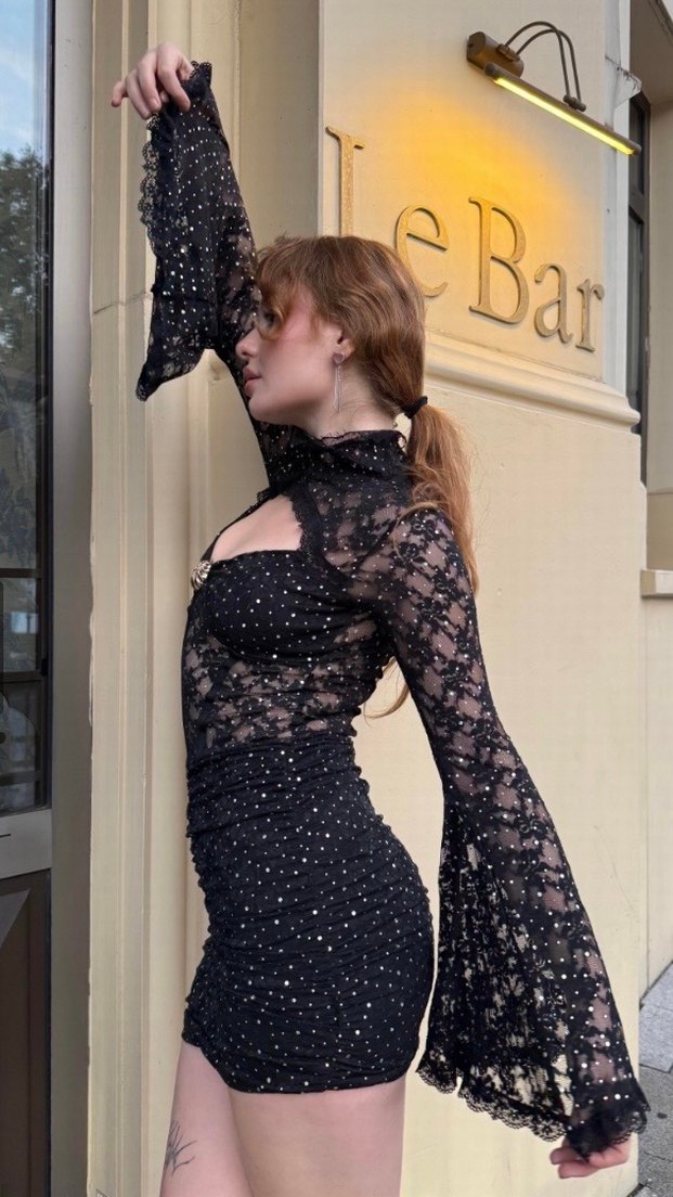 Dantel Detaylı Siyah Mini Elbise - Görsel 2