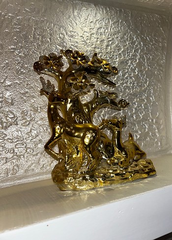 Parlak Altın Renkli Figürin - Görsel 2