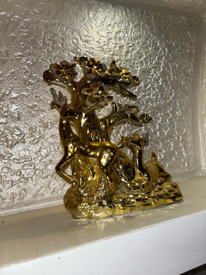 Parlak Altın Renkli Figürin - Görsel 2