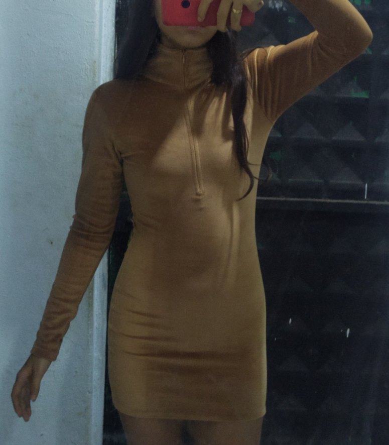 Bej Kadın Midi Elbise kadife kumaş Yüksek Yaka - Görsel 3