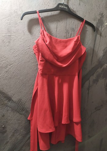 Kırmızı Mini Drapeli İnce Askılı Elbise - Görsel 2