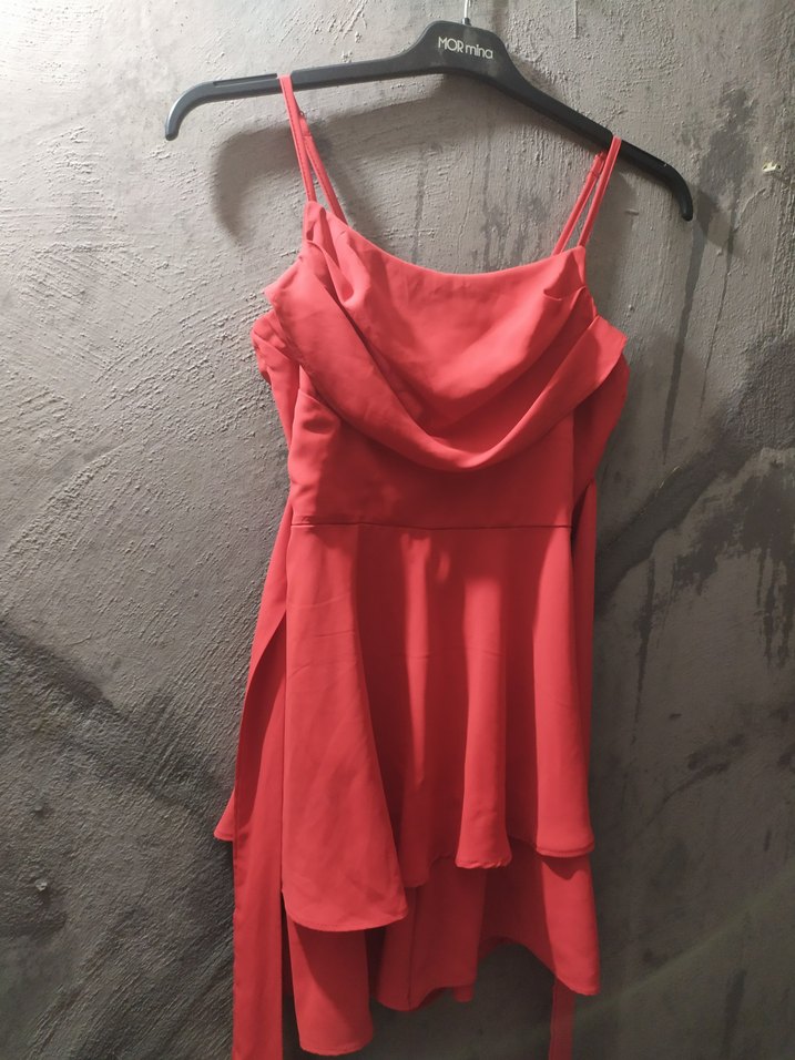 Kırmızı Mini Drapeli İnce Askılı Elbise - Görsel 2