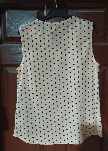 Siyah Puantiyeli Bej Kolsuz V Yaka gömlek - Görsel 2