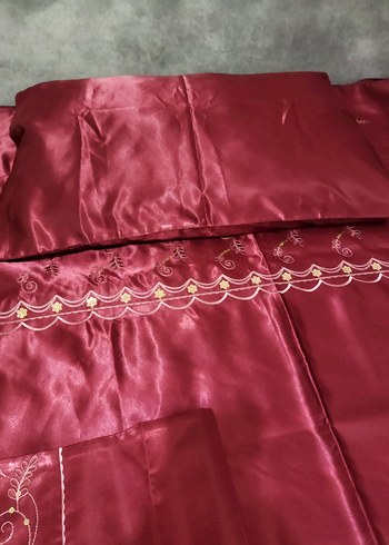 Bordo İşlemeli ipek saten nevresim takımı - Görsel 3