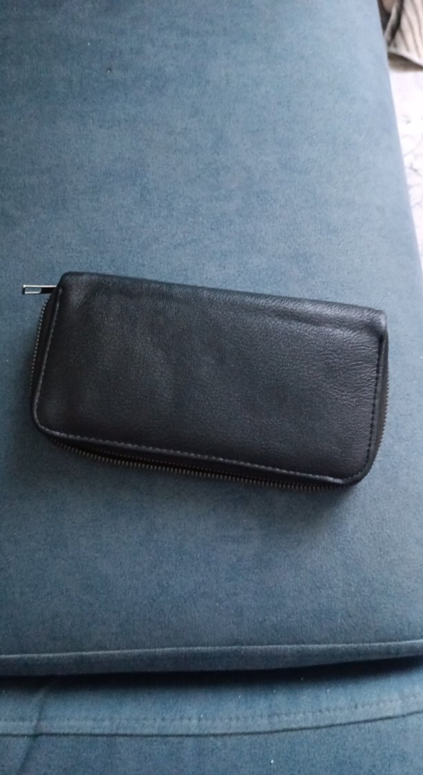 Siyah Baskılı Deri Fermuarlı Kadın Cüzdanı - Görsel 3