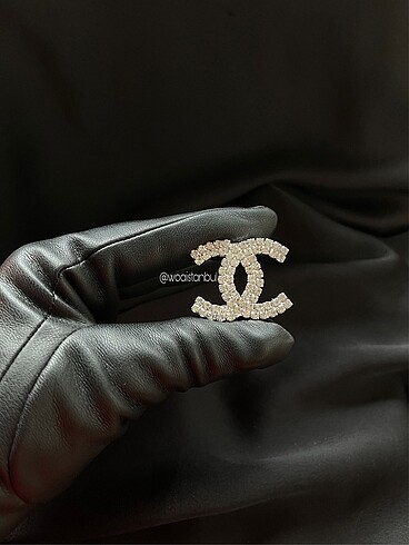 Chanel broş