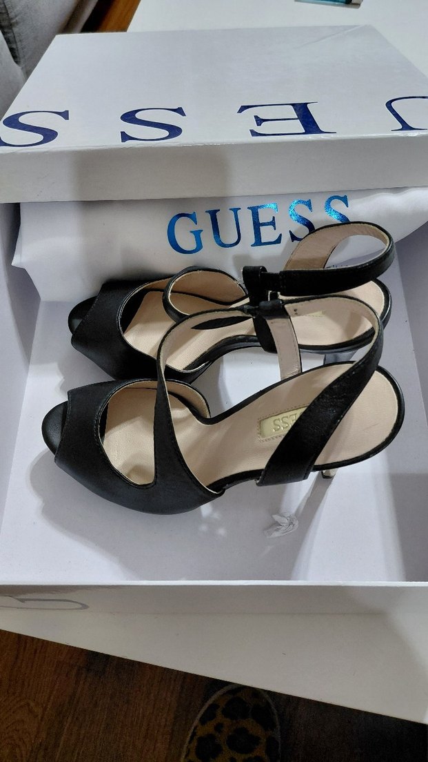 guess
Klasik Siyah Tokalı İnce Topuklu Kadın Ayakkabı - Görsel 4