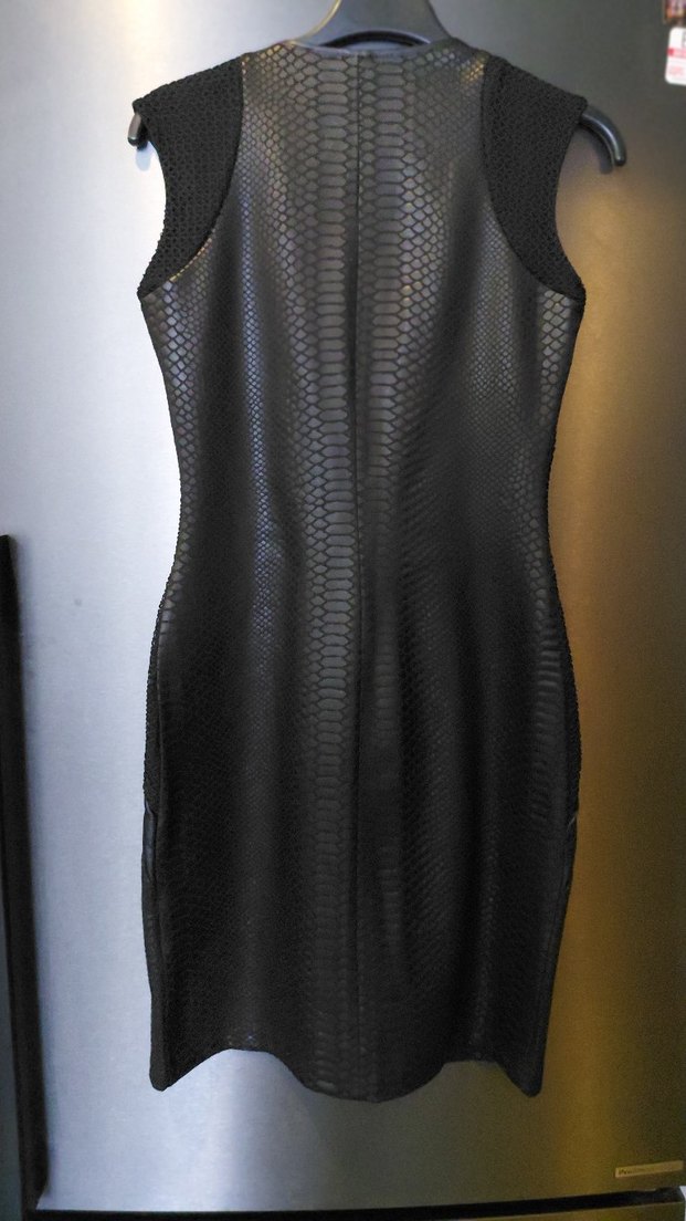 network Siyah Yılan Derisi Desenli Midi Elbise - Görsel 3