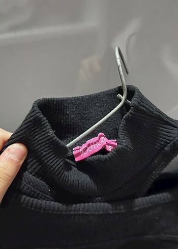 Yüksek Yakalı Siyah Gotik Kadın Kazak - Görsel 3