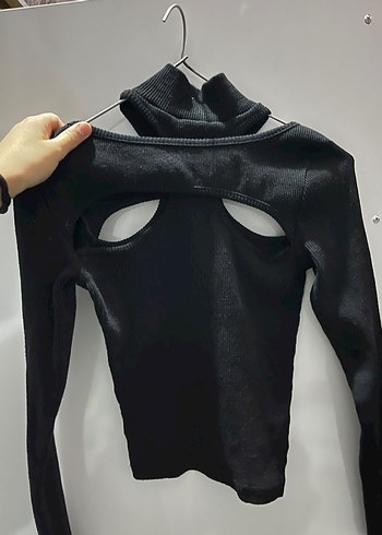 Yüksek Yakalı Siyah Gotik Kadın Kazak - Görsel 2