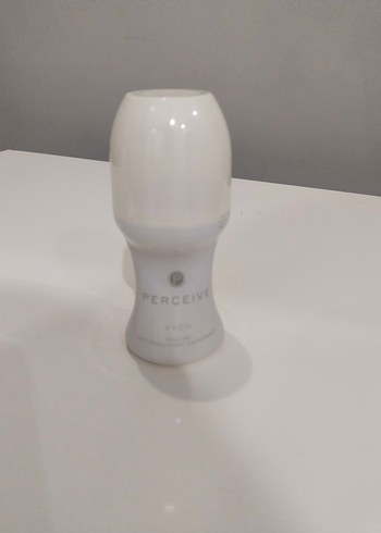 Avon Far Away Kadın Roll-On Deodorant - Görsel 2