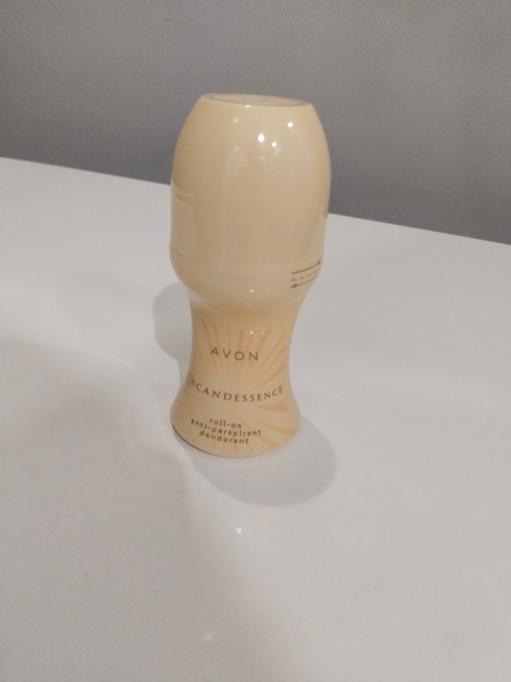 Avon Far Away Kadın Roll-On Deodorant - Görsel 3