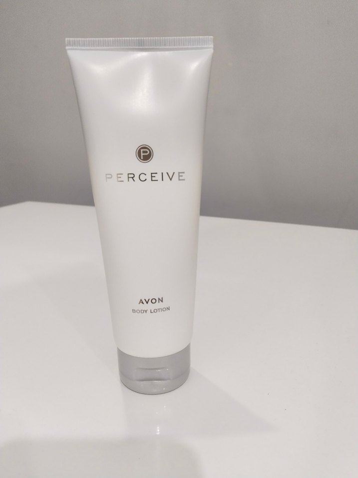 Avon Perceive Kadın Vücut Losyonu 125 ml - Görsel 2