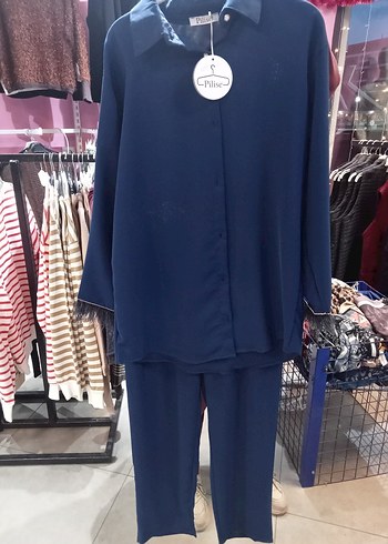 Püsküllü Lacivert Kadın Takım Elbise - Görsel 2