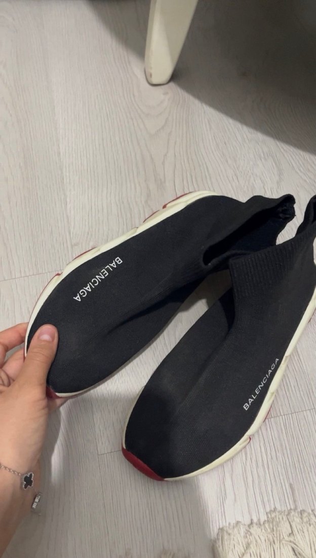 Balenciaga Siyah Elastik Topuklu Spor Ayakkabı orijinal değildir - Görsel 2
