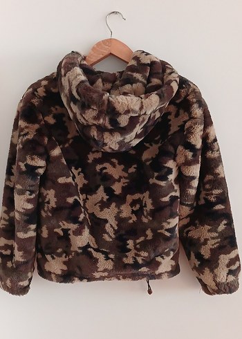 Kahverengi Kamuflaj Desenli Kapüşonlu Kadın Kürk - Görsel 2