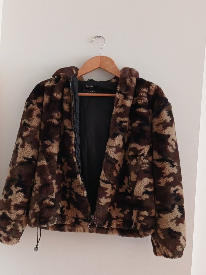 Kahverengi Kamuflaj Desenli Kapüşonlu Kadın Kürk - Görsel 3