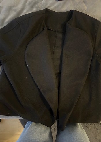 Düğmeli Siyah Midi Kaban - Görsel 2