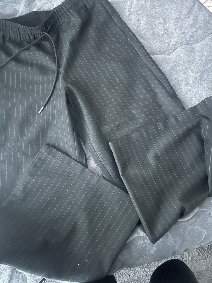 Çizgili Siyah Kadın Kumaş Pantolon - Görsel 3