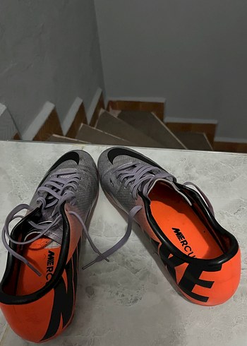 Gri Erkek Futbol Ayakkabısı Velcro Detaylı - Görsel 2