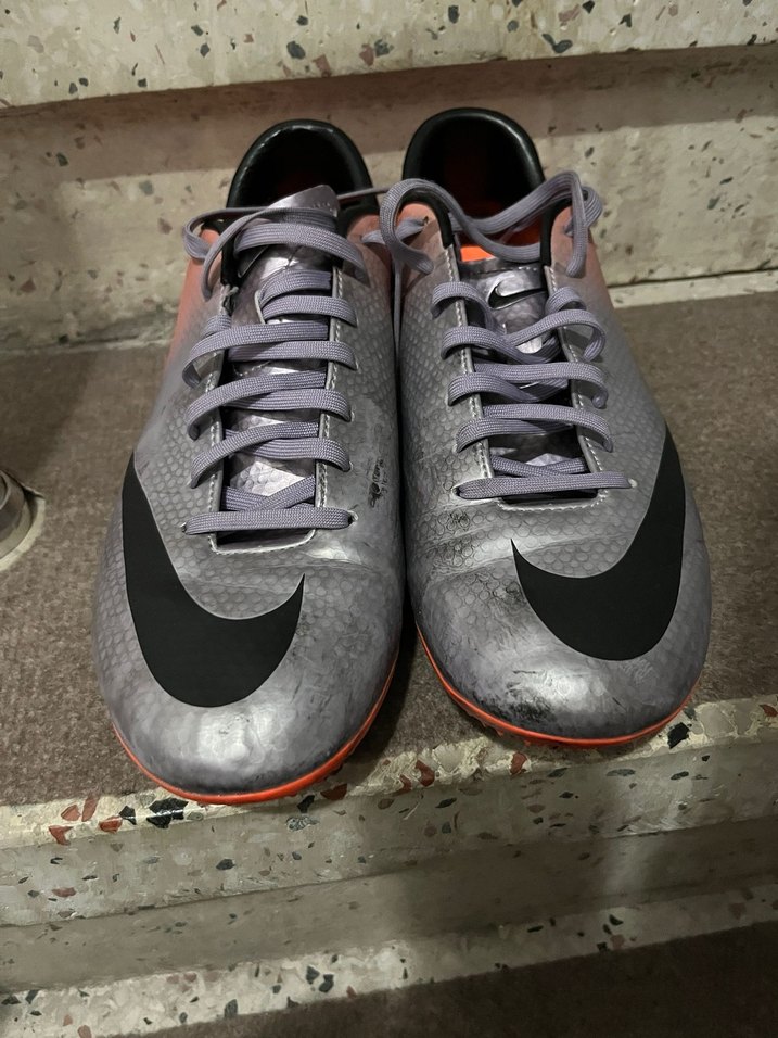 Gri Erkek Futbol Ayakkabısı Velcro Detaylı - Görsel 4