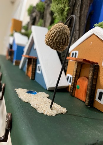 7 Kancalı Renkli Ahşap Ev Temalı Anahtarlık - Görsel 3