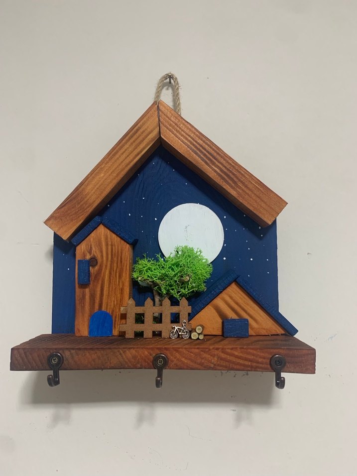 Ahşap Ev Figürlü Duvar Anahtarlık Askısı 30x20 cm - Görsel 2