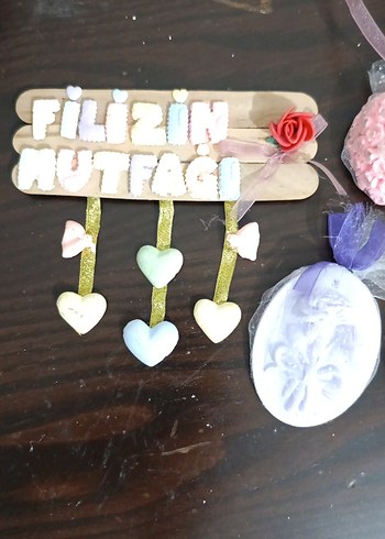 Renkli Çiçek Desenli mıknatıslı renkli Taşdan yapılma dolap süsü - Görsel 4