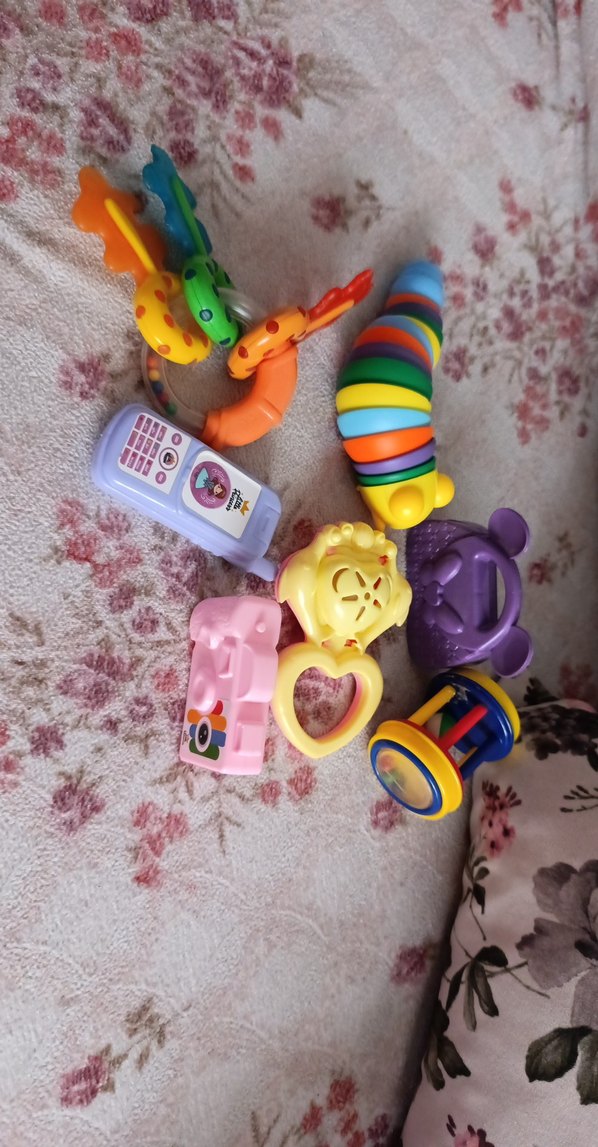 Renkli Diş Kaşıyıcı ve Çıngırak Seti - Görsel 2