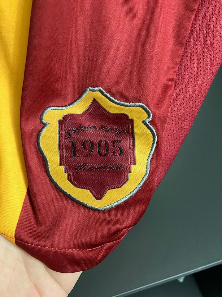 Galatasaray Kırmızı-Sarı Kısa Kollu Forma - Görsel 3