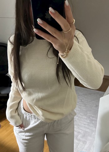 Kadın Beyaz Yüksek Yakalı Örgü Kazak - Görsel 2