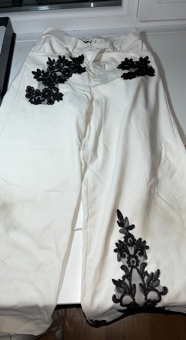 Dantel Detaylı Nakışlı Beyaz Kadın Pantolon - Görsel 3