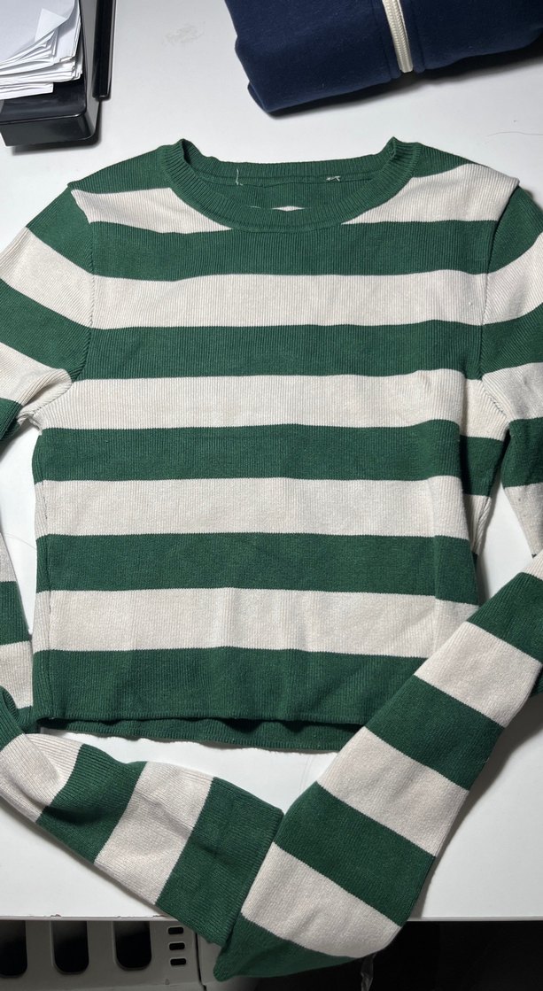 Çizgili Yüksek Yakalı Kadın Triko - Görsel 3