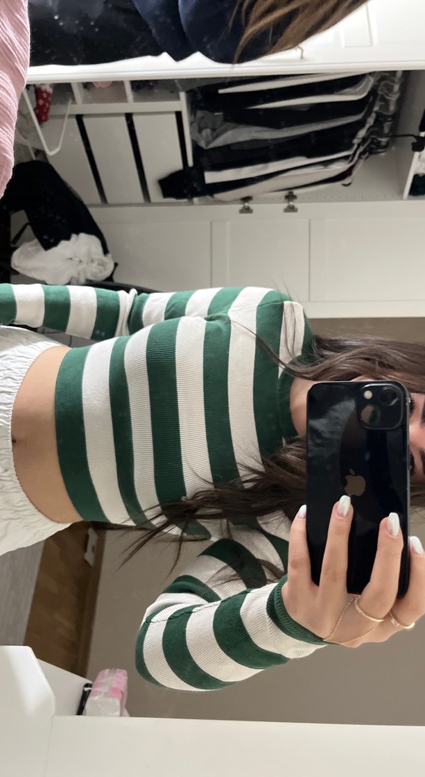 Çizgili Yüksek Yakalı Kadın Triko - Görsel 2