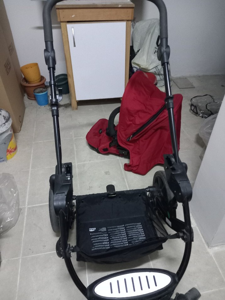 Koyu Siyah Bebek Arabası - Görsel 3